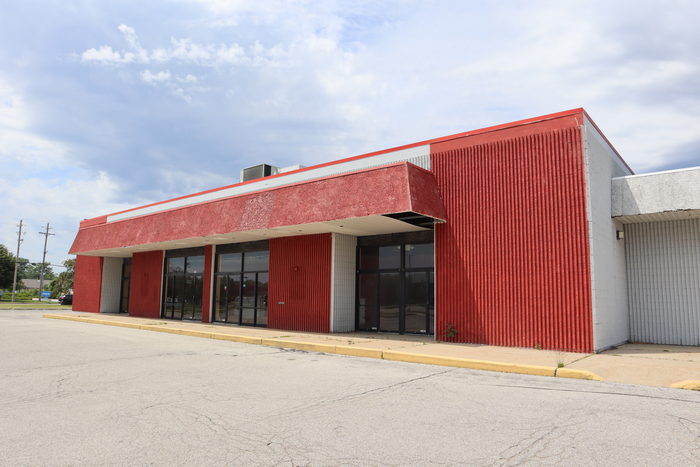 Plaza 1 & 2 Theatre - June 10 2022 Photo (newer photo)